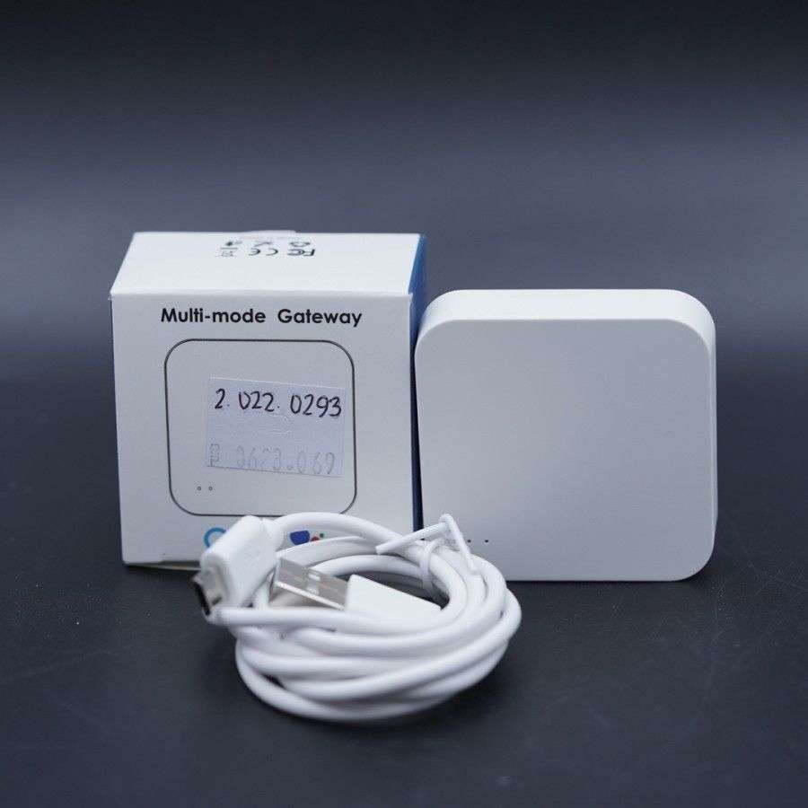 Tuya Multi-Mode Smart Gateway Hub – Zigbee & Bluetooth Bridge for Smart Home Devices