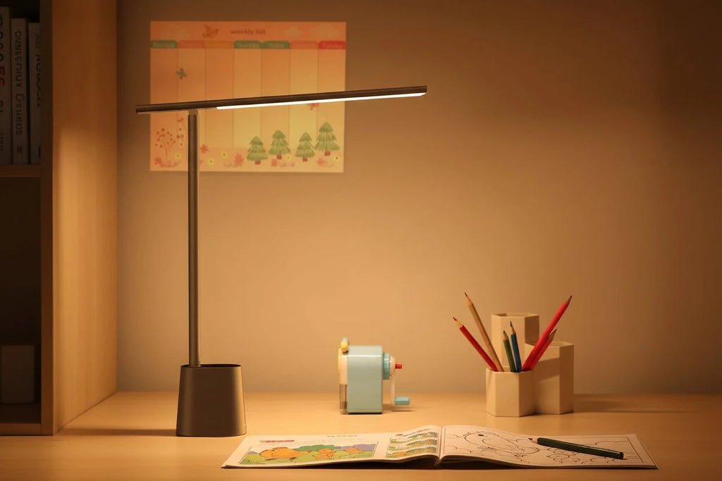 Baseus Smart Eye-Care Lamp: Adaptive Brightness LED Desk Light