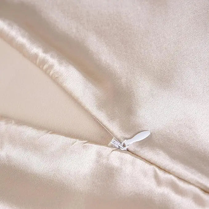 100% Natural Mulberry Silk Pillowcase (19 Momme OEKO-TEX Certified)